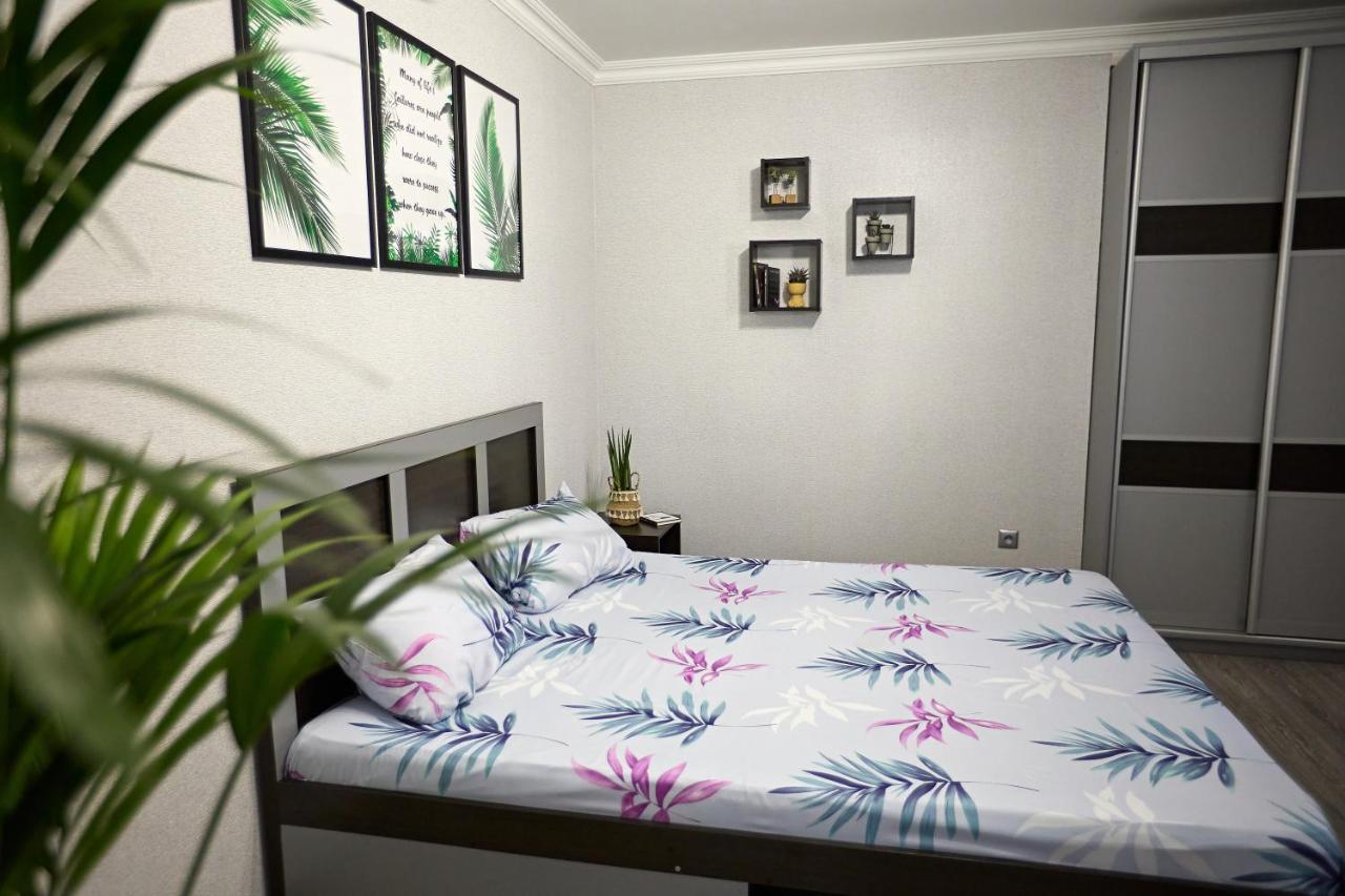 Babylon Apartments On Chornovola Rivne Dış mekan fotoğraf